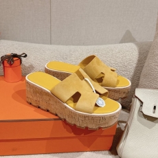 Hermes Slippers